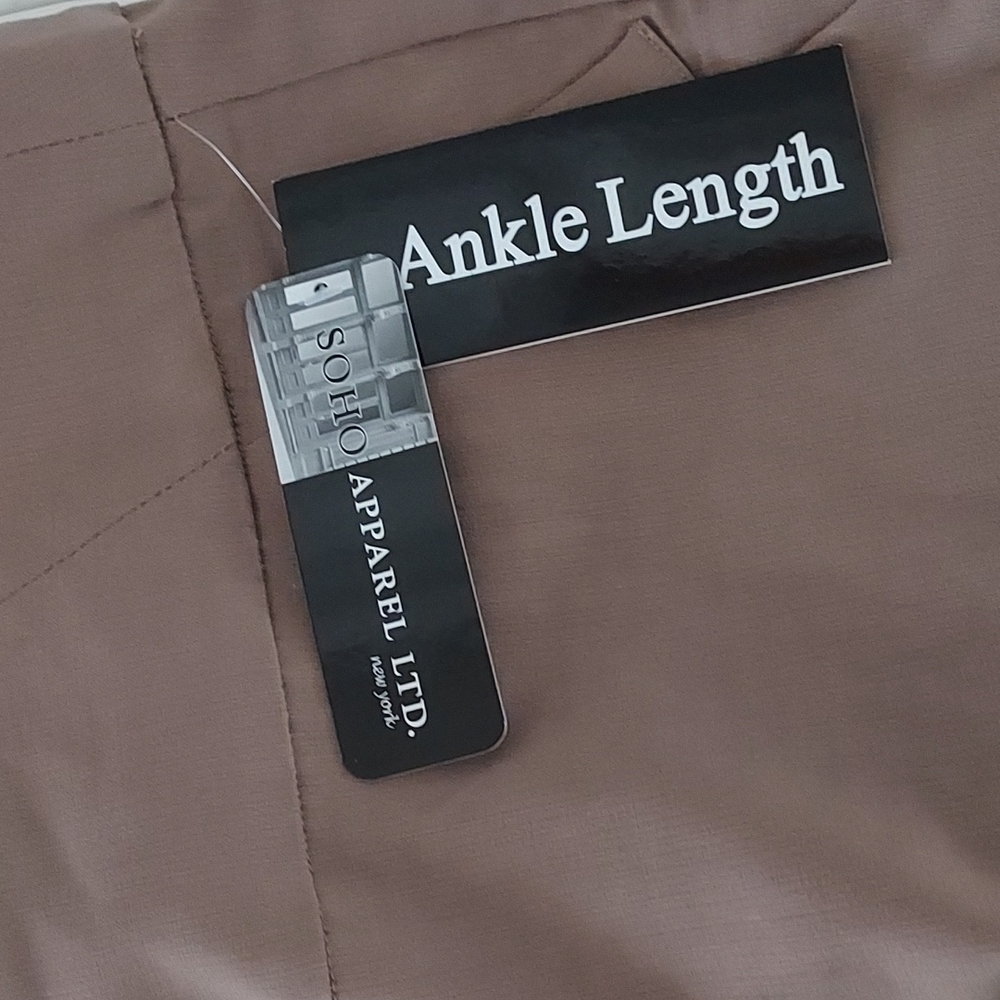 SOHO Slacks